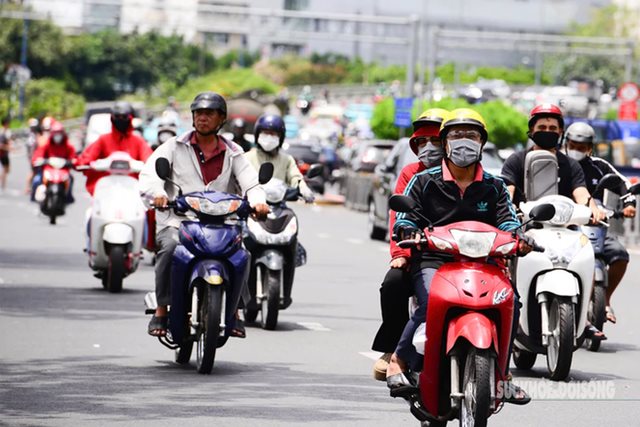 Miền Bắc nắng nóng gay gắt 37 độ trước khi đón không khí lạnh vào đêm nay